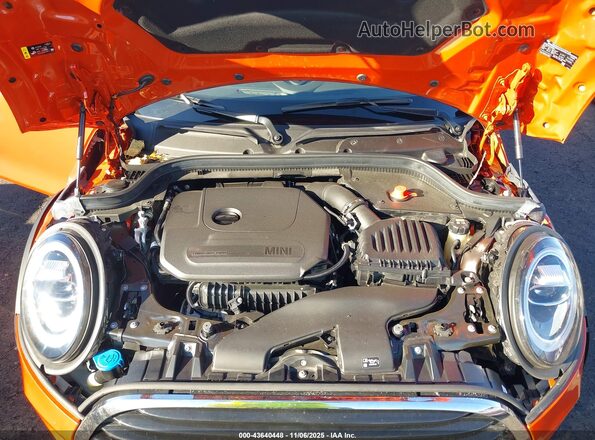 WMWXU7C07L2M08900 2020 MINI HARDTOP Оранжевый Вид сзади