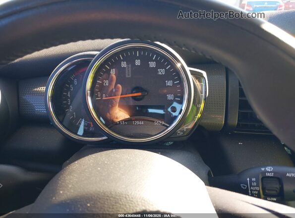 WMWXU7C07L2M08900 2020 MINI HARDTOP Оранжевый Вид задних сидений