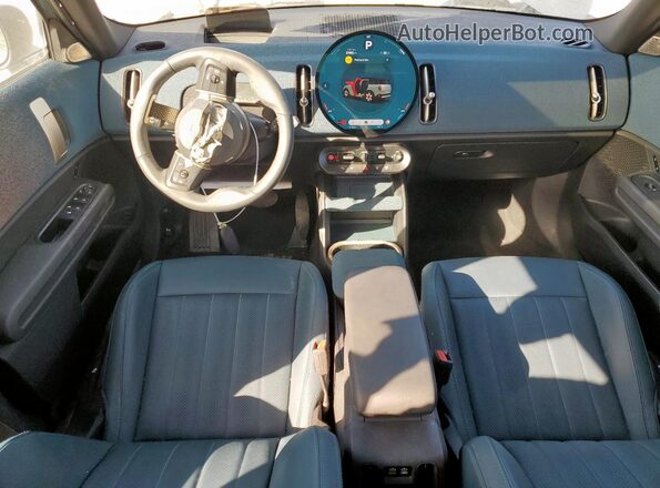 WMZ23GA09S7P50305 2025 MINI COUNTRYMAN Blue წინა პანელის ხედი