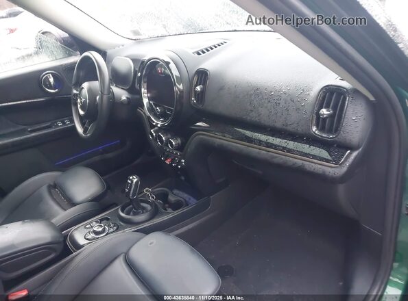 WMZ83BR03R3R60689 2024 MINI COUNTRYMAN Green 