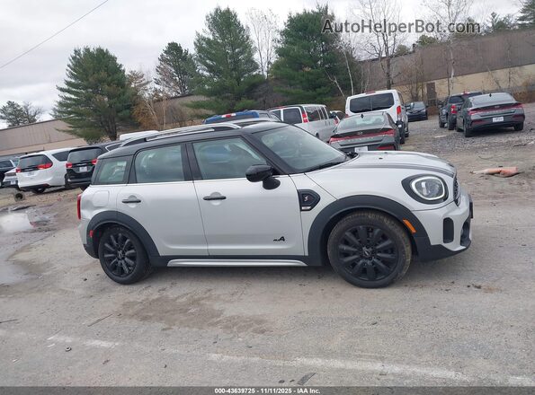 WMZ83BR0XP3P87475 2023 MINI COUNTRYMAN Silver Вид задньої частини салону