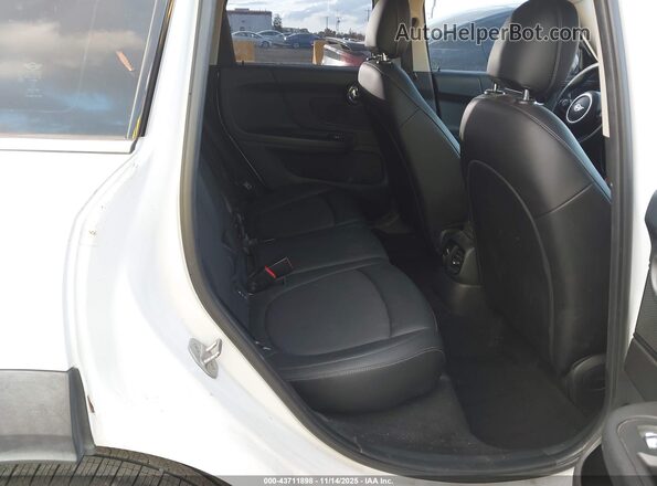 WMZYS7C3XH3E06702 2017 MINI COUNTRYMAN White Vista de la etiqueta del VIN