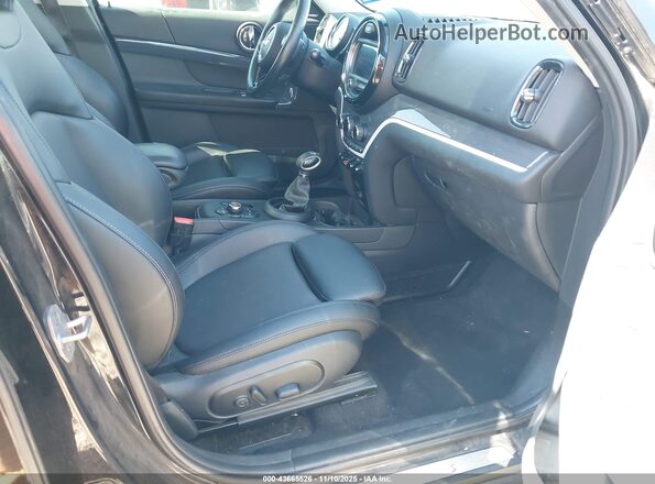 WMZYT5C35J3E60920 2018 MINI COUNTRYMAN Черный Вид салона спереди