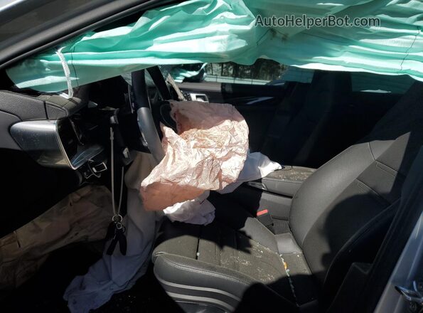 WP0AA2A73LL100654 2020 PORSCHE PANAMERA Silver Front interior view