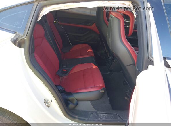 WP0AA2Y15PSA14648 2023 PORSCHE TAYCAN White VIN կոդի պիտակի տեսք