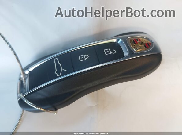 WP0AA2YA3SL004779 2025 PORSCHE PANAMERA Gray Առջևի վահանակի տեսք