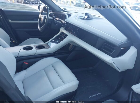 WP0AB2Y14MSA43521 2021 PORSCHE TAYCAN Black Вид салону спереду