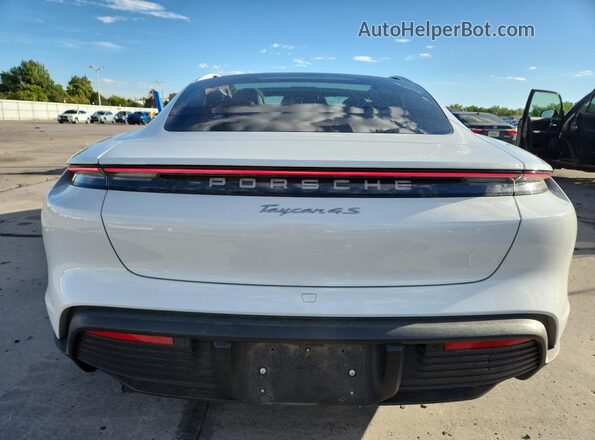 WP0AB2Y18RSA35669 2024 PORSCHE TAYCAN White უკანა ხედი