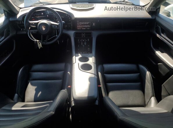 WP0AC2Y15LSA71047 2020 PORSCHE TAYCAN White წინა პანელის ხედი