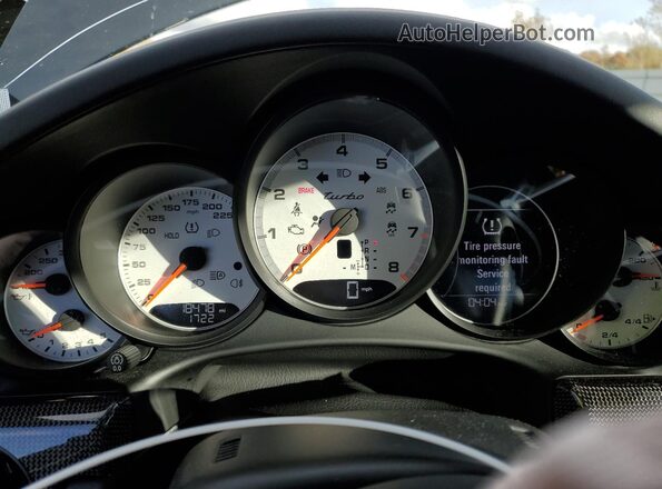 WP0AD2A95HS167360 2017 PORSCHE 911 Черный Вид щитка приборов