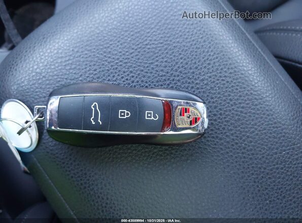 WP1AA2A50LLB02746 2020 PORSCHE MACAN Black 