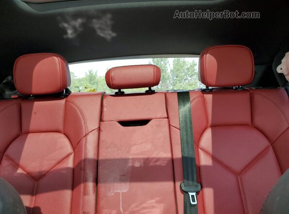 WP1AA2A51PLB07055 2023 PORSCHE MACAN White Vista de los asientos traseros