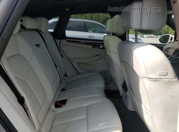 WP1AA2A59MLB03749 2021 PORSCHE MACAN Gray უკანა სალონის ხედი