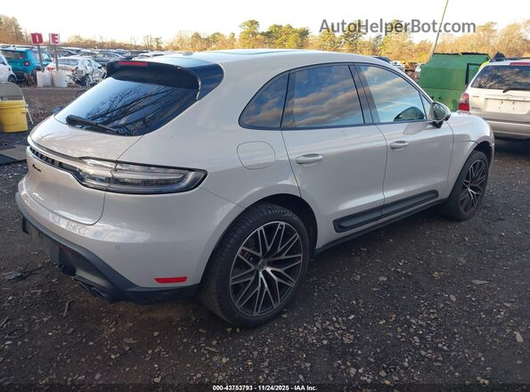 WP1AA2A5XRLB00849 2024 PORSCHE MACAN Gray Rear right