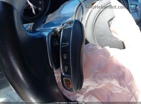 WP1AA2AY1LDA10016 2020 PORSCHE CAYENNE Черный Вид панели приборов