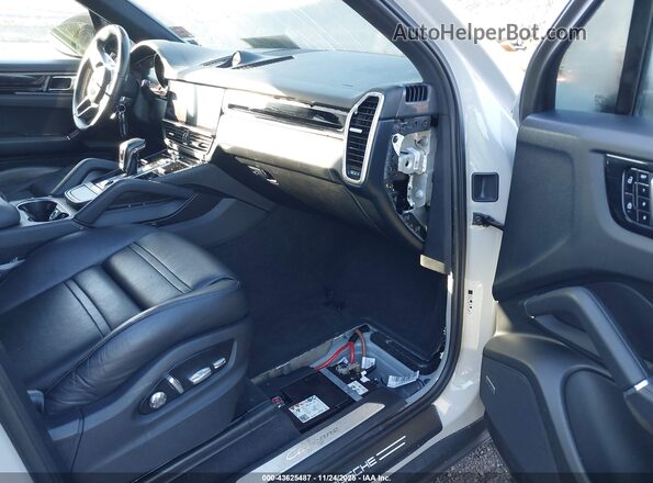 WP1AA2AY5LDA07474 2020 PORSCHE CAYENNE Gray Вид салону спереду