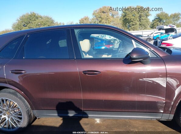 WP1AA2AY7LDA04737 2020 PORSCHE CAYENNE Purple Widok wnętrza z tyłu