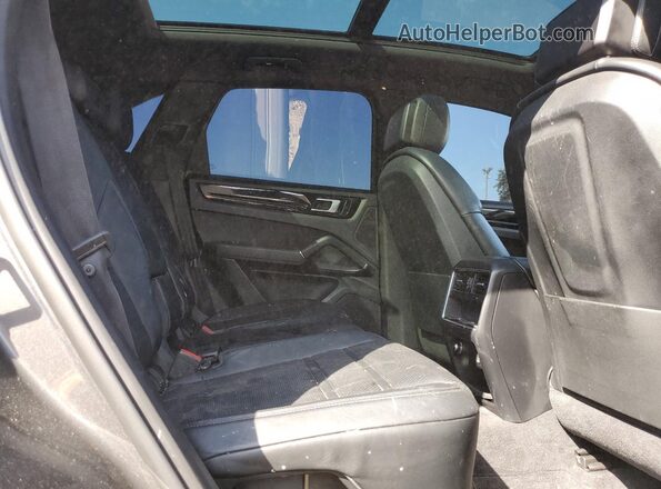 WP1AA2AYXKDA06013 2019 PORSCHE CAYENNE Black უკანა სალონის ხედი