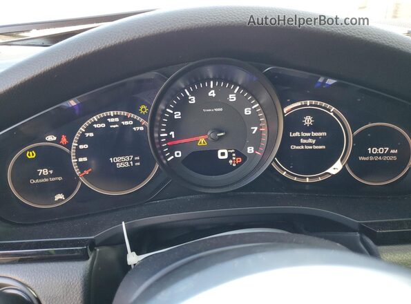 WP1AA2AYXKDA06013 2019 PORSCHE CAYENNE Black ხელსაწყოთა პანელის ხედი