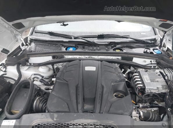 WP1AB2A51MLB34068 2021 PORSCHE MACAN White 