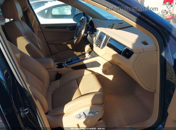 WP1AB2A55GLB53856 2016 PORSCHE MACAN Dark Blue Вид салона спереди