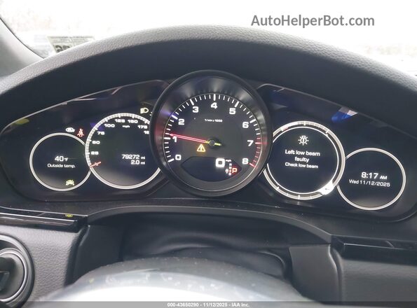 WP1AB2AY4MDA28296 2021 PORSCHE CAYENNE Black Widok tylnych siedzeń
