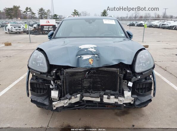 WP1AF2AY6LDA39609 2020 PORSCHE CAYENNE Blue Widok wnętrza z tyłu