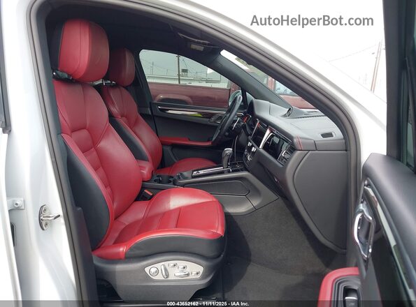 WP1AG2A52PLB38135 2023 PORSCHE MACAN White Widok wnętrza z przodu
