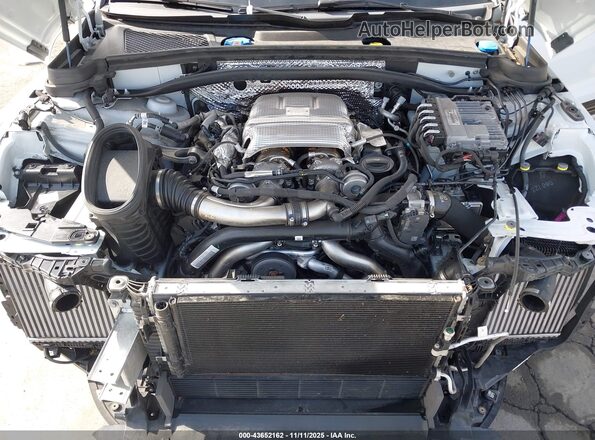 WP1AG2A52PLB38135 2023 PORSCHE MACAN White Widok z tyłu