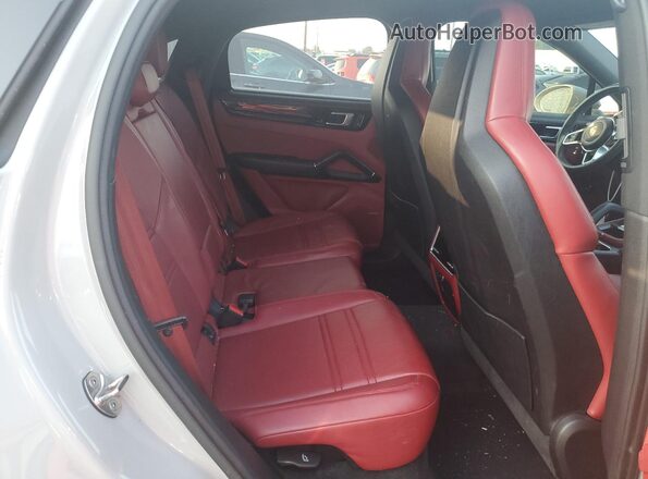 WP1BA2AY6NDA49918 2022 PORSCHE CAYENNE Белый Вид задних сидений