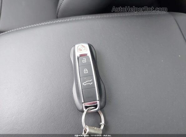 WP1BE2AY1RDA59413 2024 PORSCHE CAYENNE Black Widok deski rozdzielczej