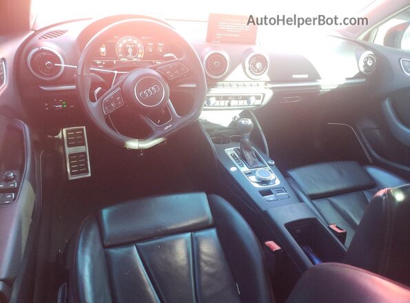 WUABWGFF6J1901920 2018 AUDI RS3 Red Dashboard view