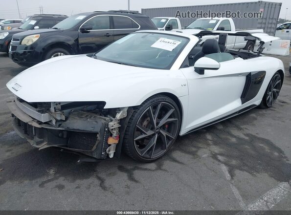 WUACECFX6N7901007 2022 AUDI R8 White Առջևի ձախ երեք քառորդ տեսարան