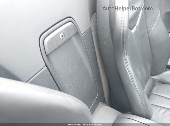 WUACECFX6N7901007 2022 AUDI R8 White VIN կոդի պիտակի տեսք