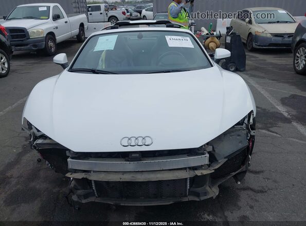 WUACECFX6N7901007 2022 AUDI R8 White Սալոնի հետևի տեսք
