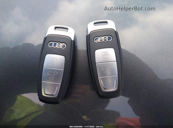 WUAGWDGY0SA909971 2025 AUDI RS3 Gray Widok deski rozdzielczej