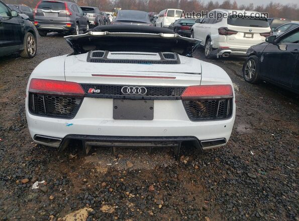 WUAVACFX7H7904720 2017 AUDI R8 Белый Вид сзади
