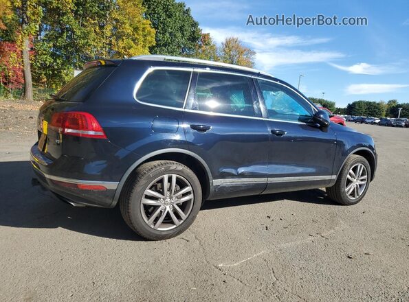 WVGEF9BP2GD010322 2016 VOLKSWAGEN TOUAREG Black Հետևի աջ