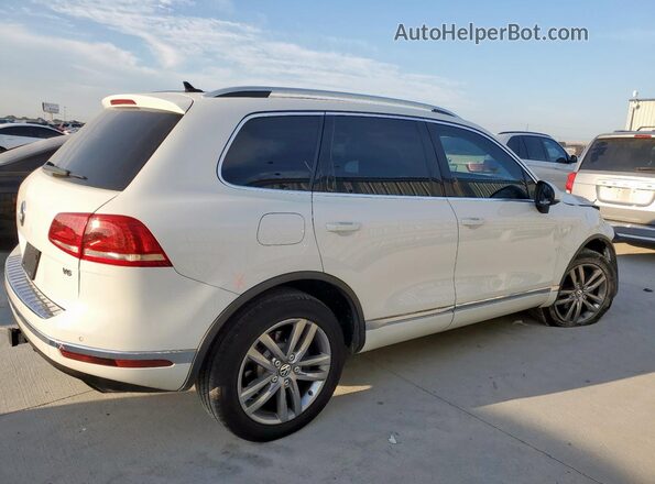 WVGEF9BP5GD007401 2016 VOLKSWAGEN TOUAREG White Trasero derecho