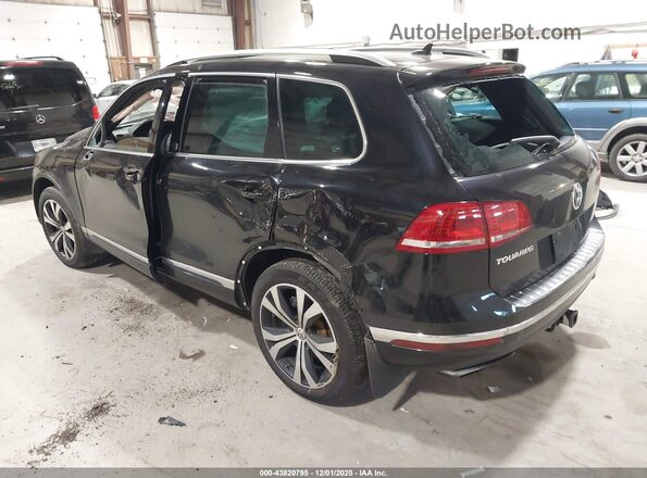 WVGRF7BP6HD001789 2017 VOLKSWAGEN TOUAREG Black Rear left