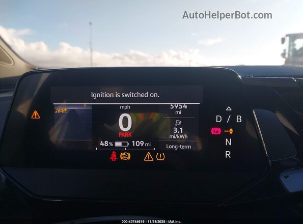 WVGTMPE20MP052726 2021 VOLKSWAGEN ID.4 White Вид задніх сидінь