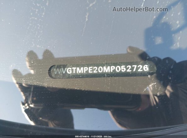 WVGTMPE20MP052726 2021 VOLKSWAGEN ID.4 White Вид підкапотного простору