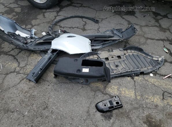 WVGTMPE20MP056548 2021 VOLKSWAGEN ID.4 White Vista del compartimento del motor