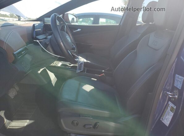 WVGTMPE25MP066072 2021 VOLKSWAGEN ID.4 Blue Вид салону спереду