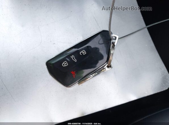 WVW3A7CD8SW219855 2025 VOLKSWAGEN GOLF White Vista del salpicadero