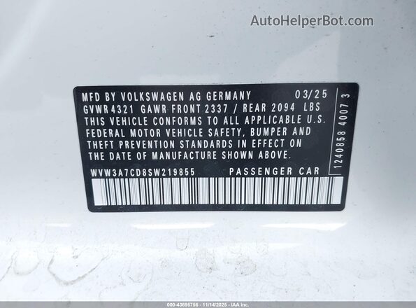 WVW3A7CD8SW219855 2025 VOLKSWAGEN GOLF White Vista del compartimento del motor