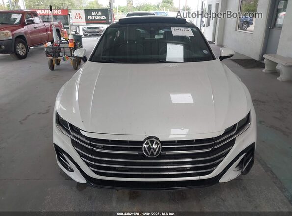 WVWHR7AN6ME007152 2021 VOLKSWAGEN ARTEON Белый Вид панели приборов
