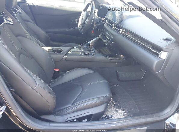 WZ1DB0C01MW041720 2021 TOYOTA GR SUPRA Черный Вид салона спереди