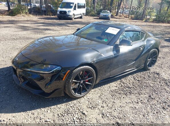 WZ1DB0C01MW041720 2021 TOYOTA GR SUPRA Черный Передняя левая четверть