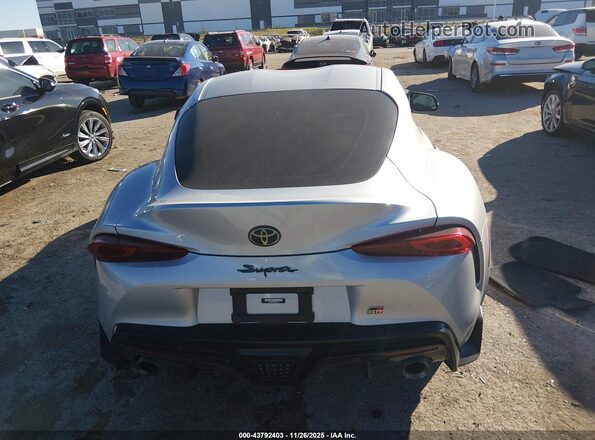 WZ1DB0C04NW051157 2022 TOYOTA GR SUPRA Silver 
